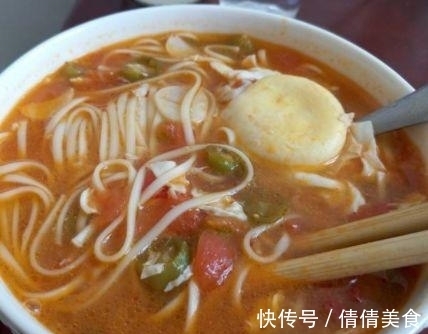朋友圈|婆婆承包“一日四餐”，饭菜发到朋友圈，网友：奢侈