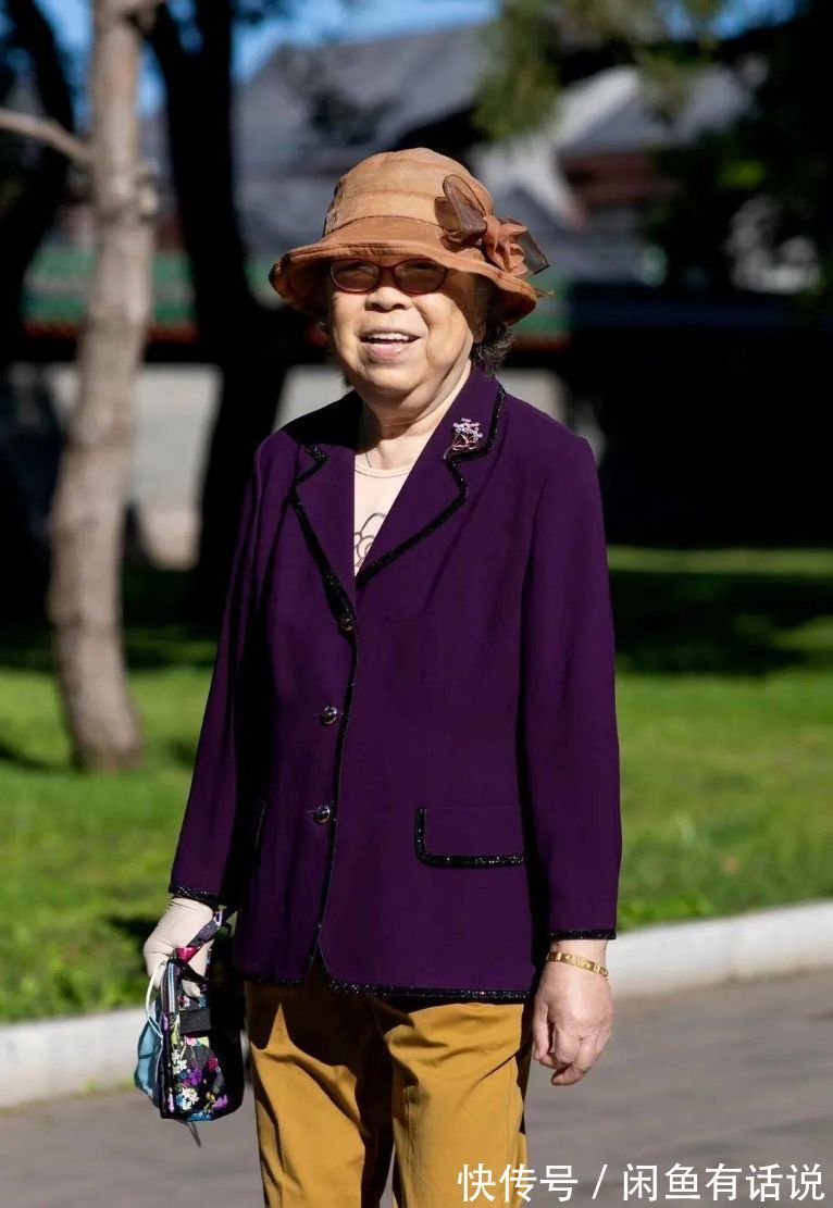 奶奶们|有种时髦叫“她们的70岁”,20岁的你也未必追得上