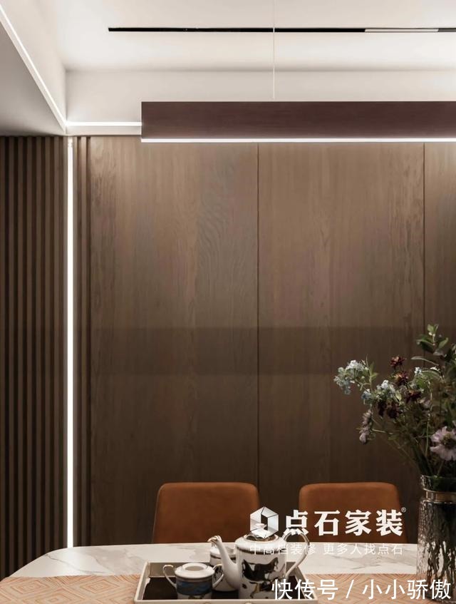 时尚|造型简致利落,赋予时尚气质的142㎡现代空间!