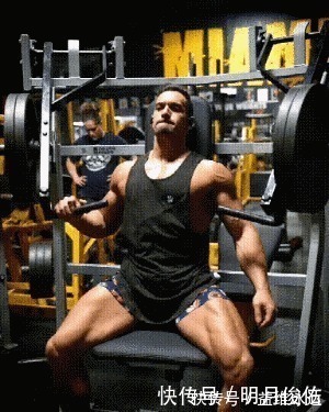 胸部|胸肌是门面练好也不难,7个动作全面刺激胸肌,把胸肌练大练饱满