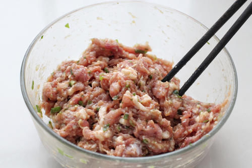 尖椒|辣椒太辣无从下口？不妨试试这做法，免油炸辣味全无，小孩都能吃