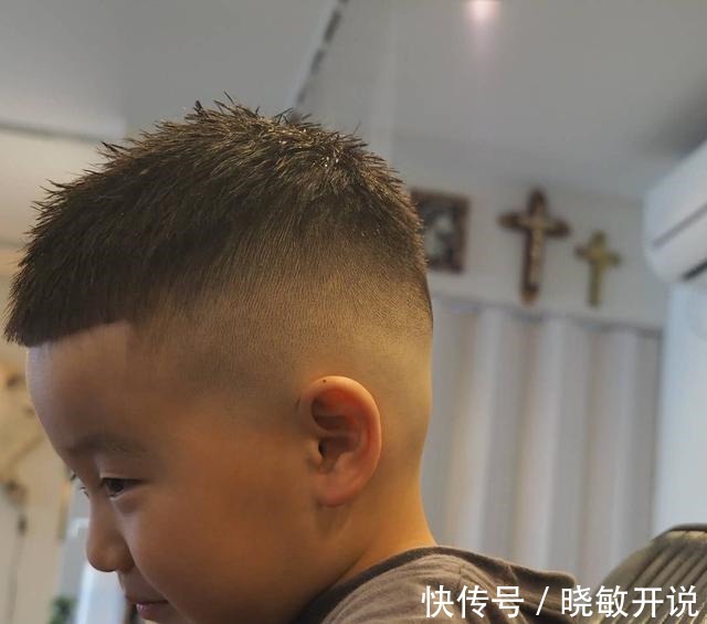 蓬松度 2021小男孩时尚发型15款,又帅又有型,剪完真精神