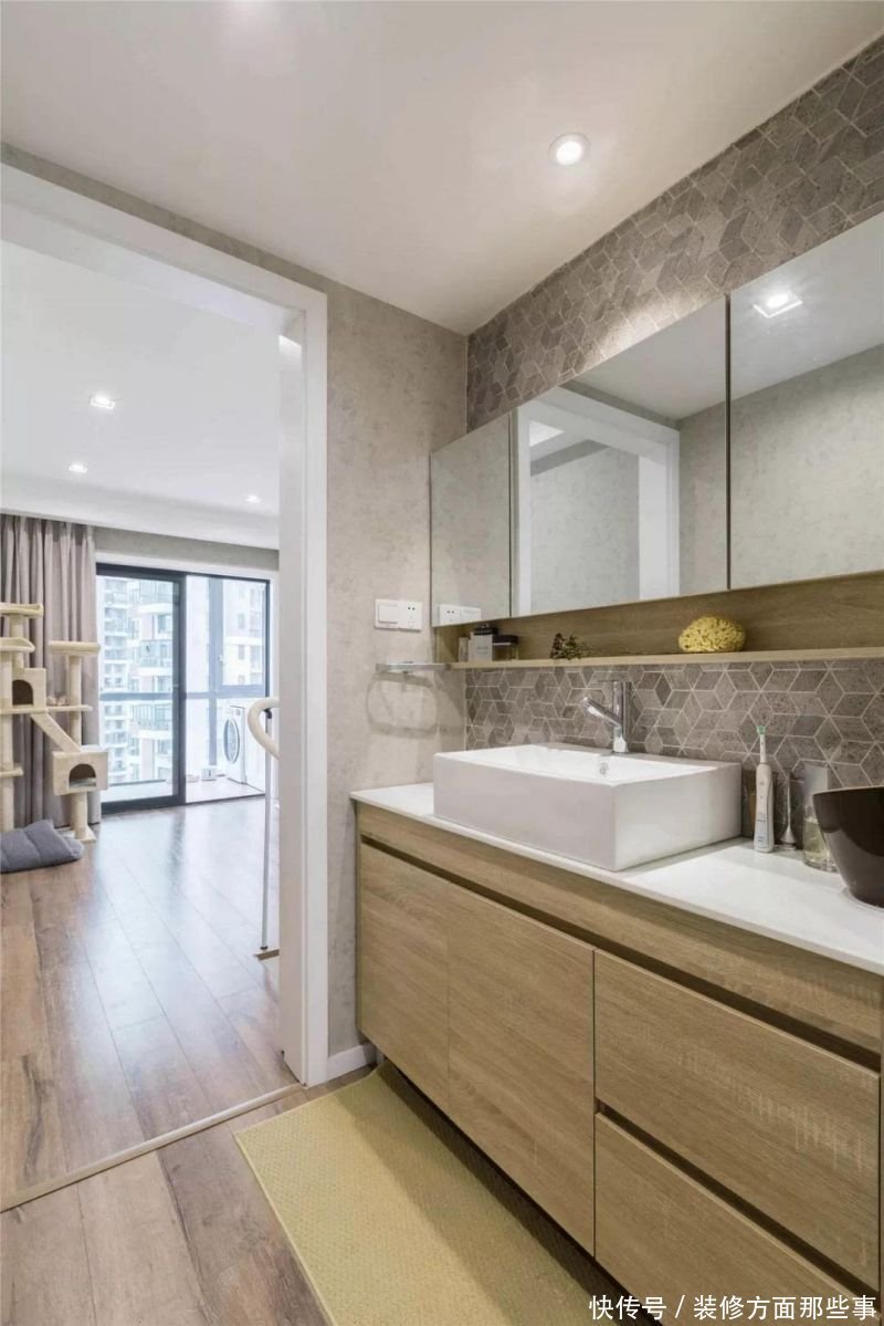 小复式|70平小复式二居室独特的民宿元素,形成独特清新的生机与舒适气息