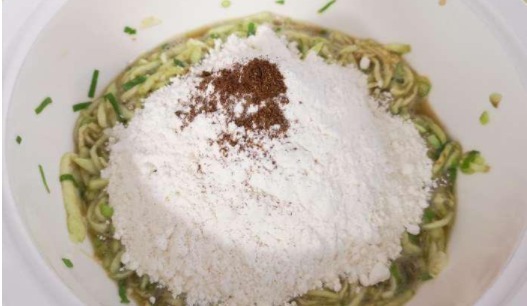 早餐不用再发愁,一根茄子就搞定,简单营养又美味,越吃越想吃