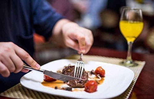 鸡头|医生提醒此些东西尽量不碰，别以为对身体好，还在每天傻傻地吃