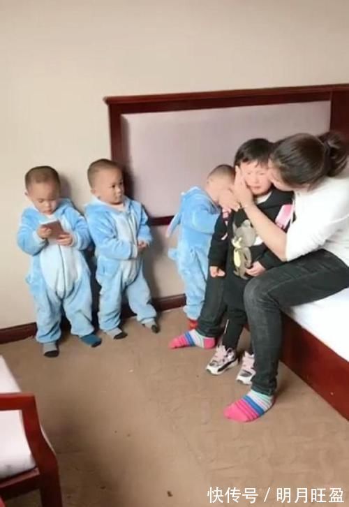 丽丽|三胞胎合伙欺负小姨,妈妈赶来后问是谁干的,宝宝们当场窝里反了