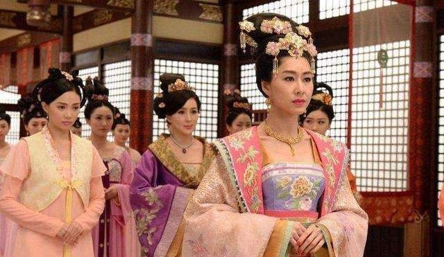 柴荣|柴荣所向披靡,却对这个小国没办法,赵匡胤说:我来,结果惨败