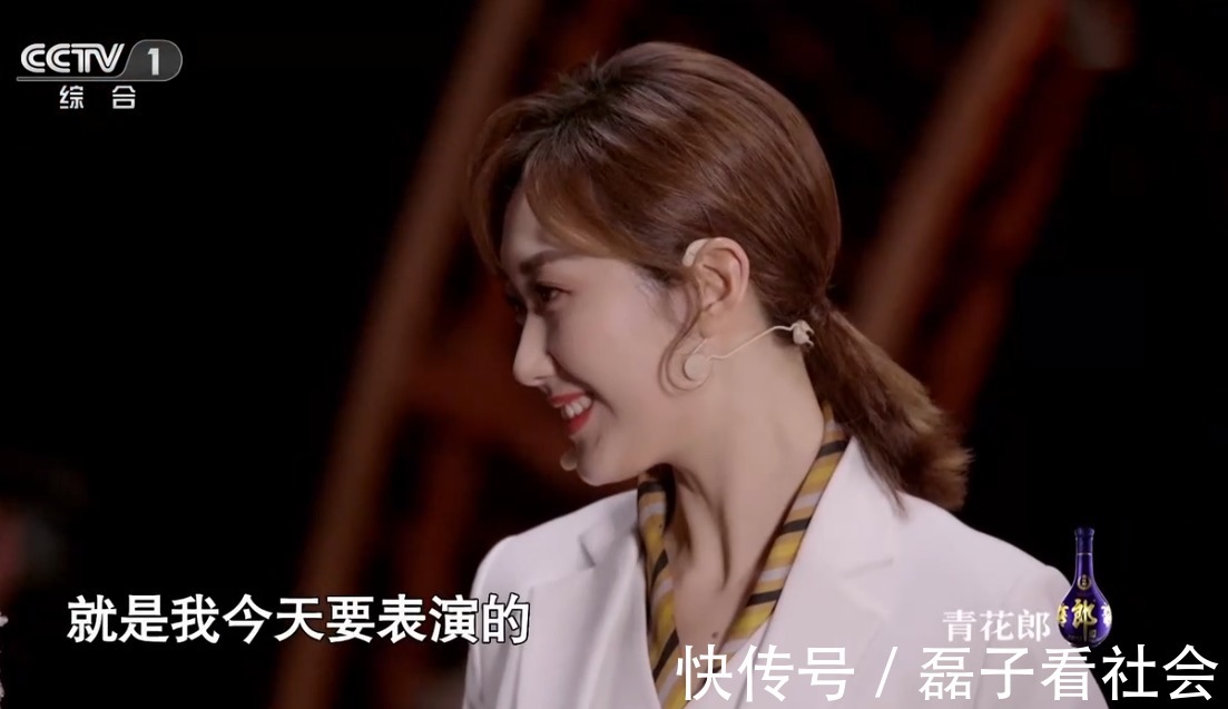 央视主持阵容尝试“老带新”,王嘉宁绑定撒贝宁,5档节目都有她