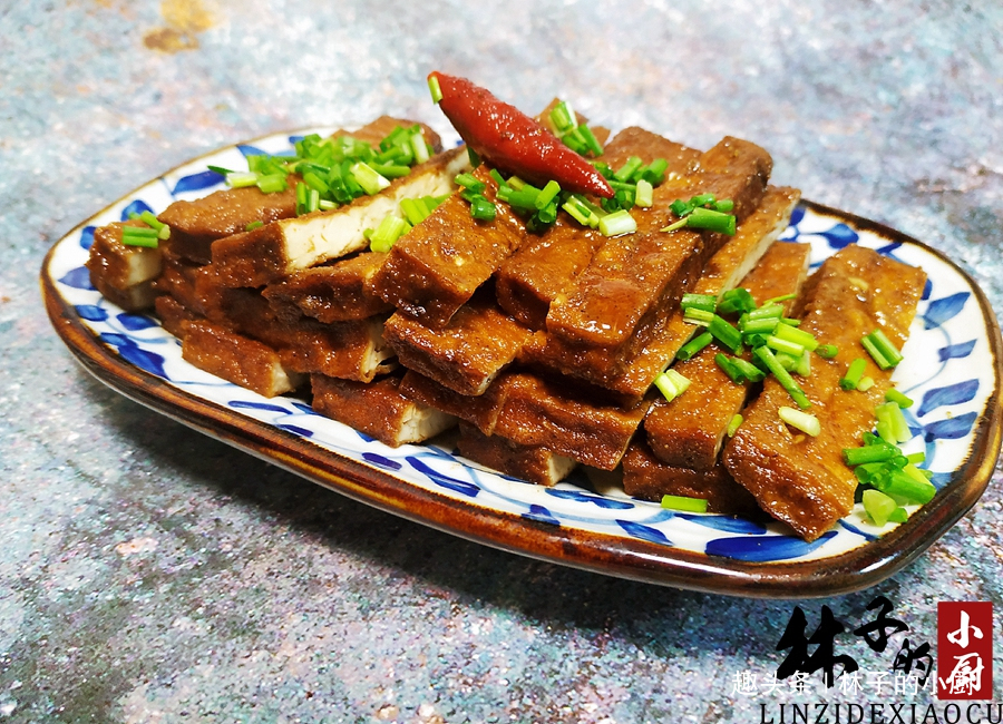 儿子隔三差五就要吃一回,5块钱一大盘独自吃个精光,总是吃不腻