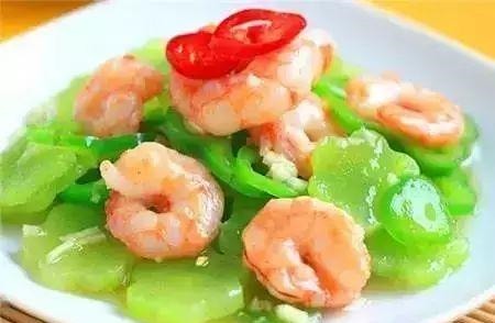 番茄酱排骨的家常做法,软嫩脱骨,很适合老人孩子