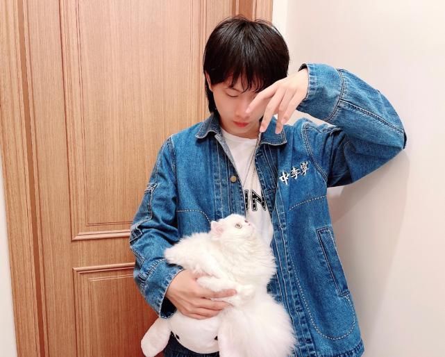 暴风锐和fly深夜双排,直言对小胖很不满,飞牛回应让人意外