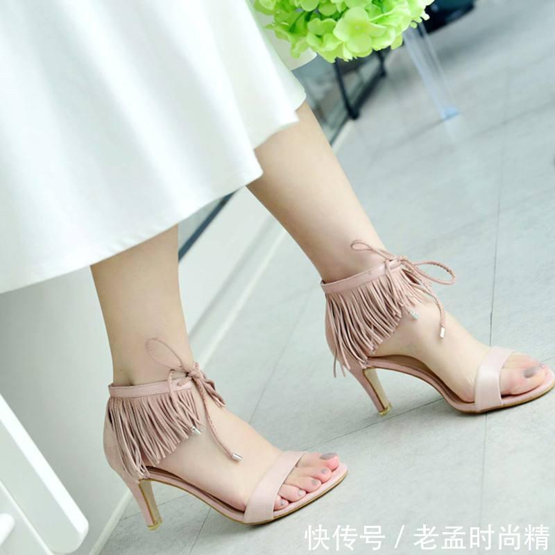 优雅气质鱼嘴鞋，真的美到爆，让人过目不忘