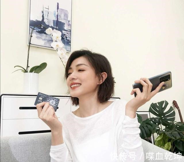 女團|《乘風破浪的姐姐》被全網同情的孟佳是贏家,萬茜成被坑的那個