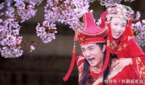 婚丧|结婚遇上办白事, 这对联该如何写 老秀才一出手就是千古绝对!