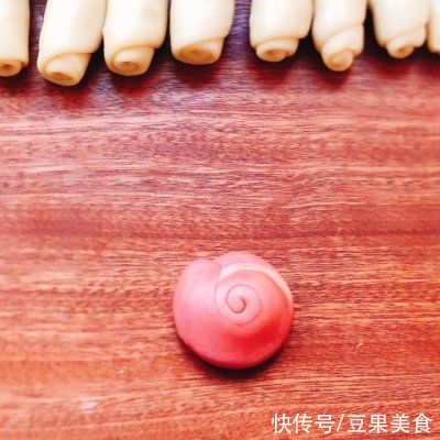 我这样做荷花酥,家人都爱吃