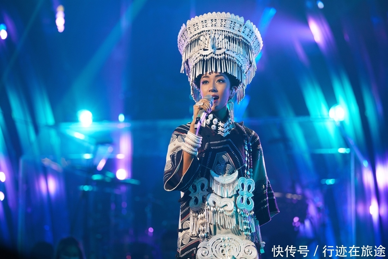 《歌手·当打之年》歌王之战星光璀璨 帮唱嘉宾当打天团齐聚