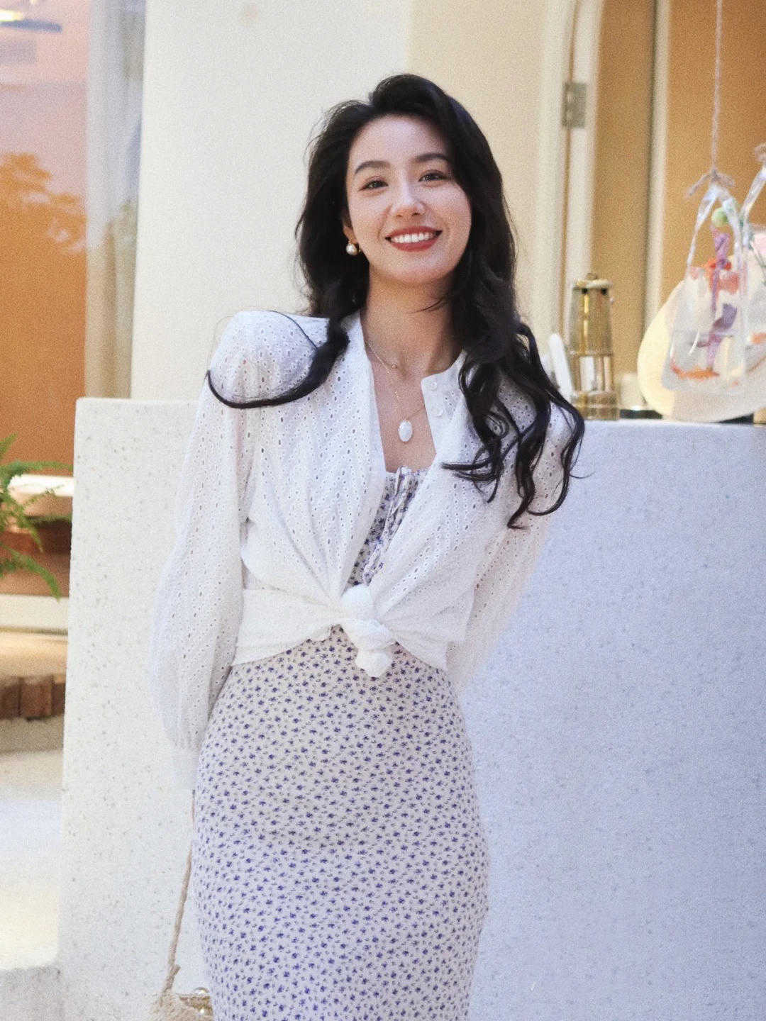 时髦|最清爽时髦的日常穿搭,温柔又清爽,配色也很重要