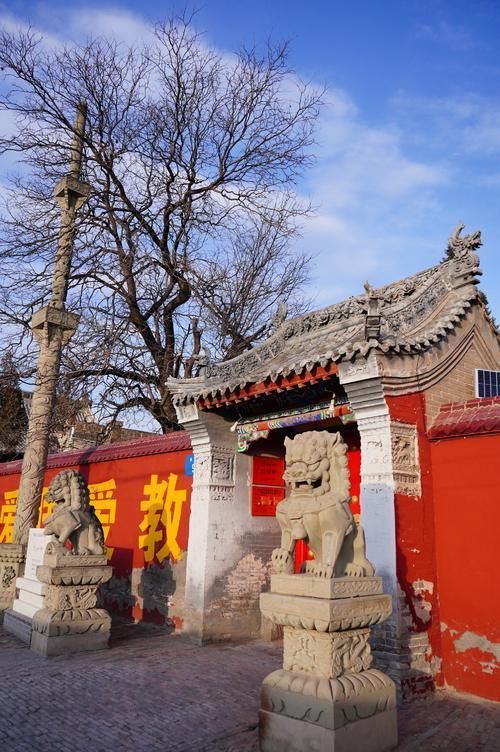 陕北这座寺庙，曾是总兵家祠，现在是佛教圣地，距今500年了