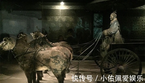 无线鼠标#古人曾穿越的证据——无线鼠标,行车记录仪都有!真相惊讶世人!