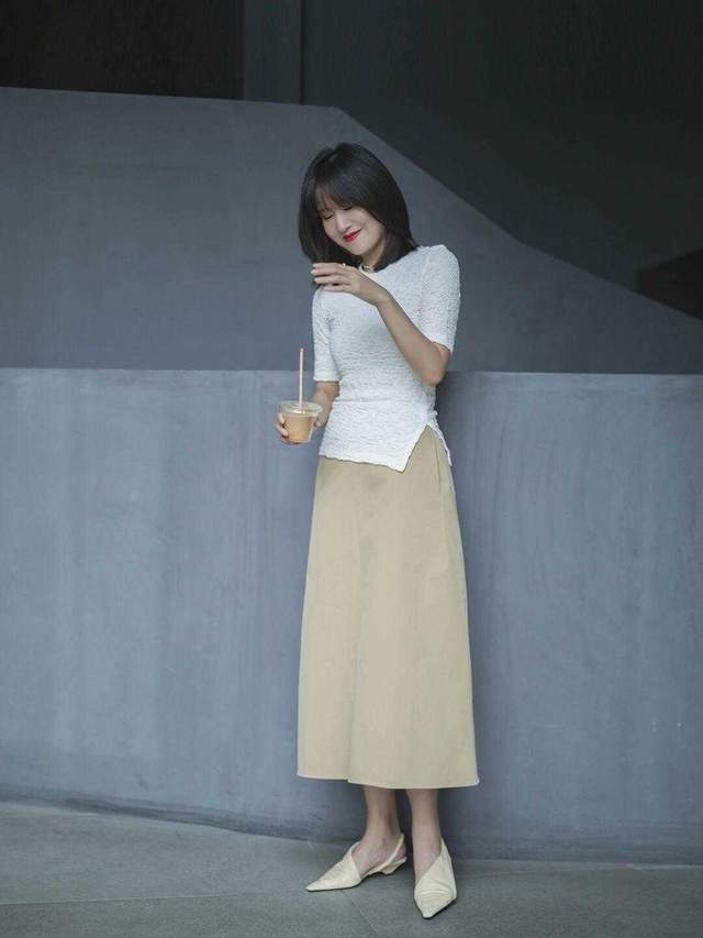 风衣|一看就是高级穿搭,上班通勤的穿搭,风衣搭配牛仔裤气质感满分