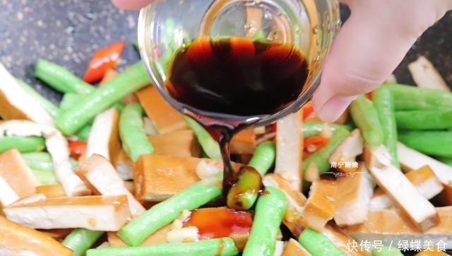 猪肉太贵吃不起,不如吃这菜,做法简单味道好,比吃肉过瘾