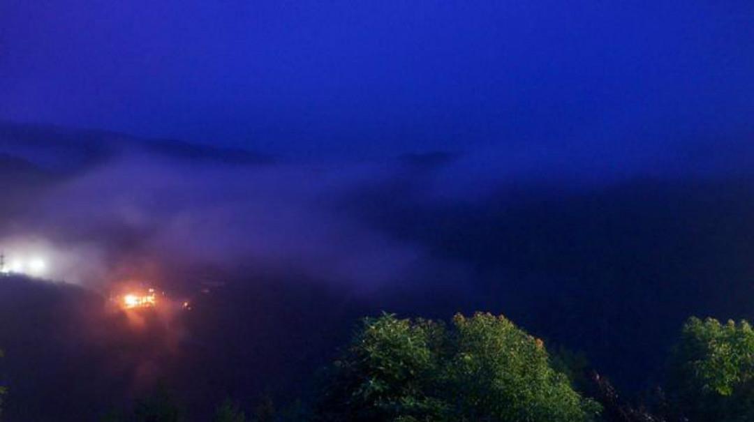 苏轼很有哲理的一首词,告诉了世人许多大道理:余生千万不能将就