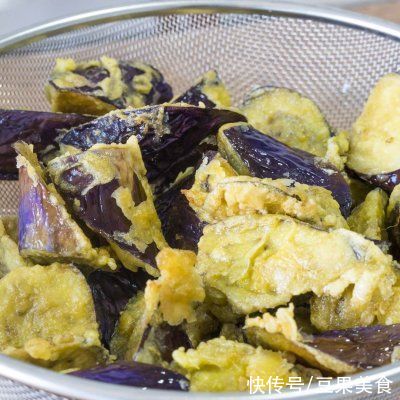 餐桌上最有人气的家常菜之炒茄子