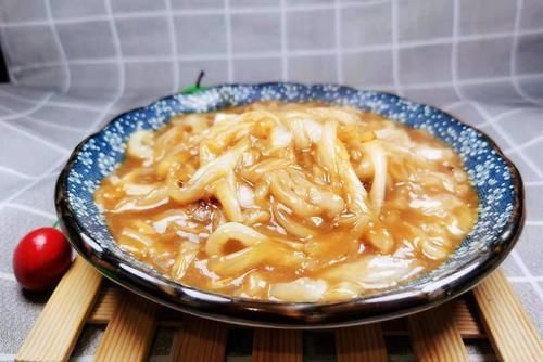 天气寒冷，碰到此菜别手软，爽口又开胃，易吸收不上火，太香了