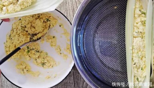 味道|玉米别只会煮着吃,教你做蒸嫩玉米羹,简单又美味,比肉都好吃!