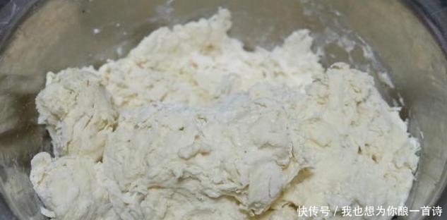 为什么面发得很好却蒸不好馒头?记住3要点,馒头蒸好暄软有嚼劲
