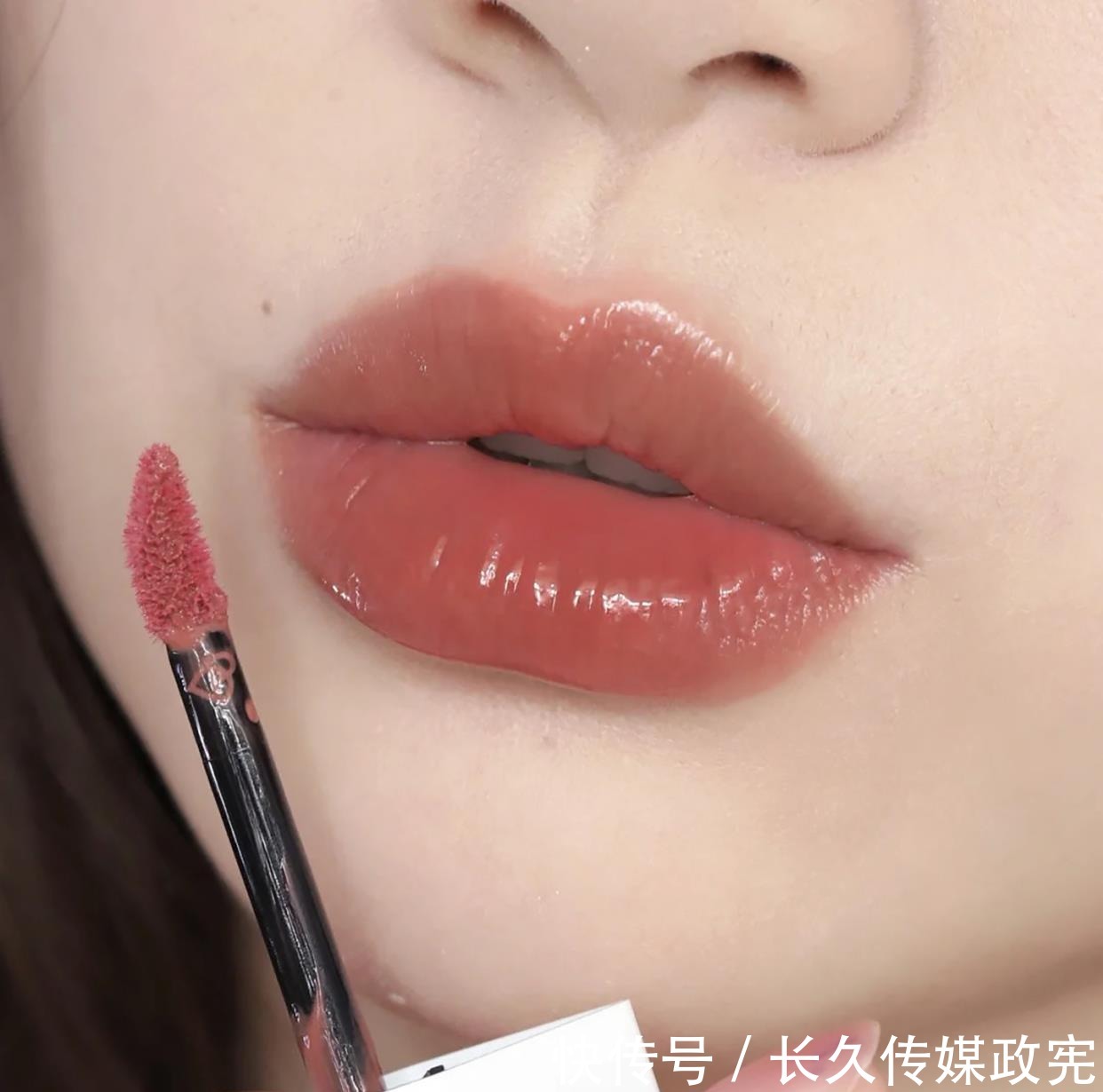 森绘梨佳|让黄皮逃不出的口红,是森绘梨佳都爱的日杂色!