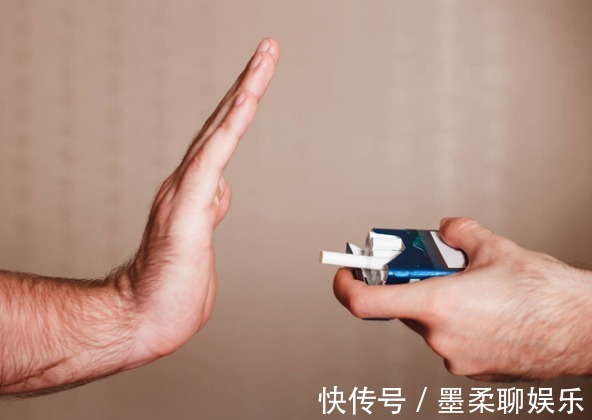 心肌梗塞|血管变窄的人,晚上睡觉有4种表现,常吃一种食物,血脂不堆积