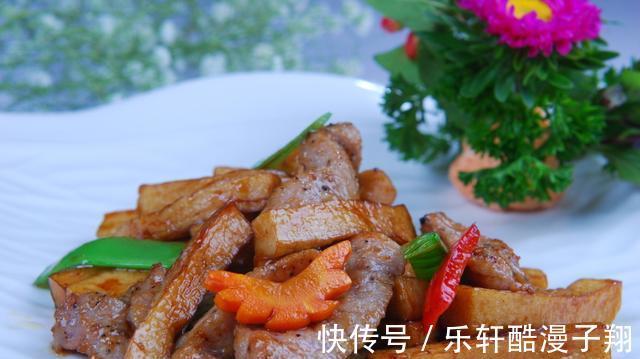 杏鲍菇炒牛肉|牛肉不要再煎着吃啦,牛肉和它一起炒,清脆爽滑、醇厚多汁