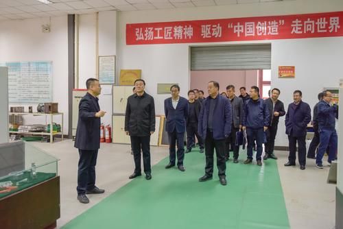 庆阳职业技术学院院长张武德一行赴陇东学院考察学习交流