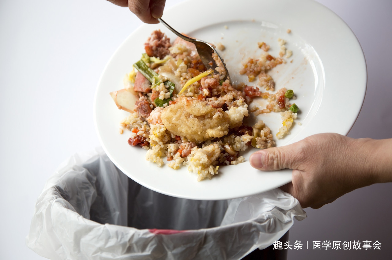 隔夜菜|六种隔夜菜，即便放在冰箱里，也要扔掉，它们是公认的最强致癌物