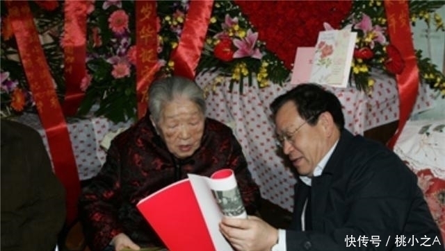 美国&这位蹲了6年监狱的老太太,一生只发表11篇论文,却被公认为大师