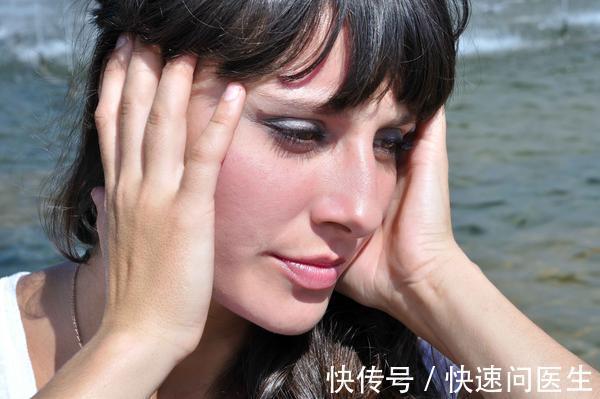 潮热|女性若有这5种表现，可能是“更年期”快到了，别不当回事