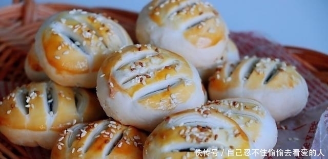 有面粉就能做，不发面，不醒面，层次分明，放3天还酥香掉渣