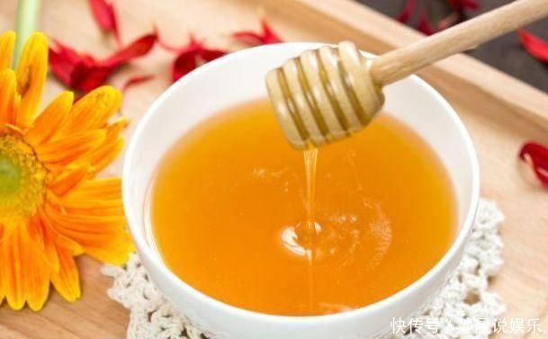 糖尿病人吃这4种食物,血糖容易“飙升”,再馋也要忍住