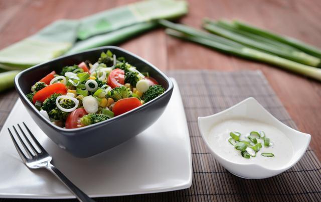 不吃早餐|男人开始衰老,有3大迹象,若一个不占,说明你保养得不错