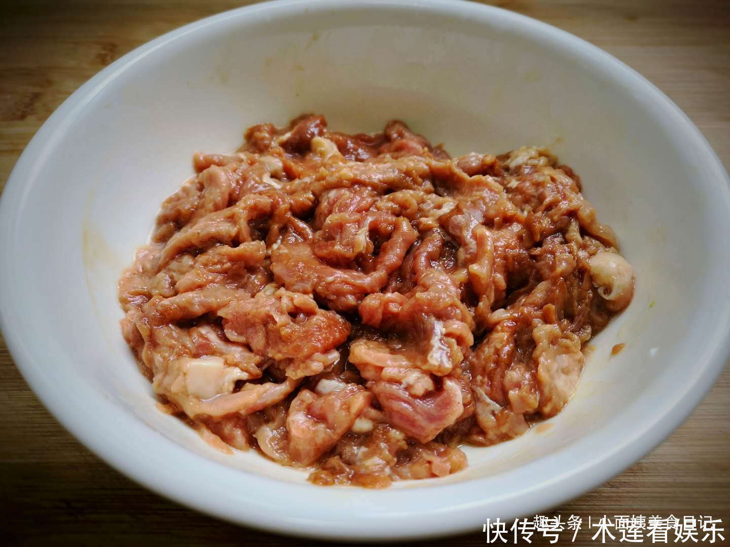 牛肉|炒牛肉很多人第一步就错了,大厨教你技巧,肉不老不柴,滑嫩可口