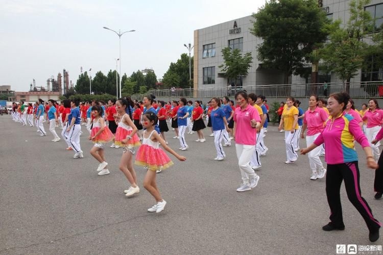 广场舞|舞动新征程 市中区光明路街道举办广场舞文化节