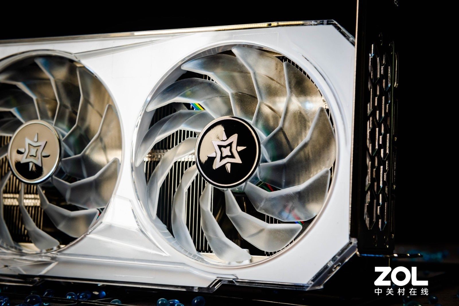 影驰|二次元随心选 影驰RTX 3080 Ti 星曜OC美图