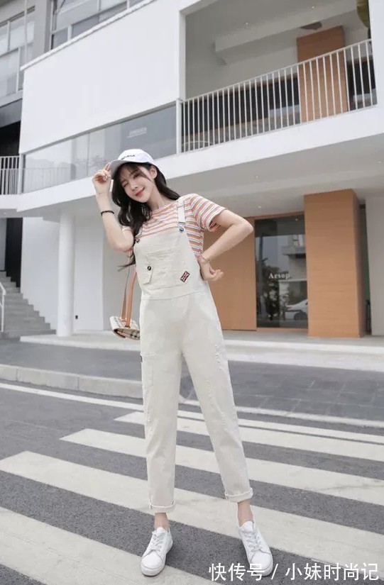 可爱面|吊带裤的穿搭经验,让你成为一道风景线
