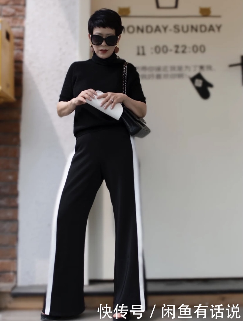 蕾丝|五六十岁才不是黄脸婆，瞧瞧这位日本主妇的穿搭，简单却优雅大气