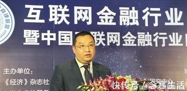 托词|黄铮宣布卸任，托词转投食品科学，目的却是打破外卖垄断！