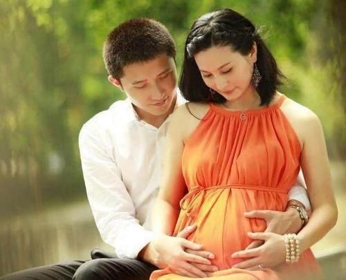 胎儿|孕晚期这3个坏习惯,易导致肚子发紧发硬,准妈别再做了