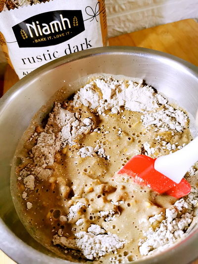  不用|不用资深功底，在家也能烤出坚果欧包，会加水，你就是大师