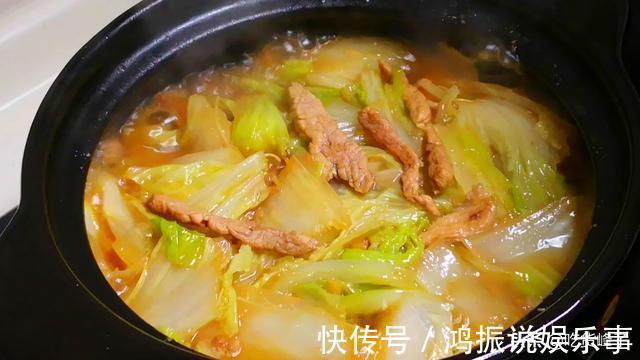味道|做白菜炖粉条时,牢记“3要点”,炖出的菜味道正,鲜香四溢