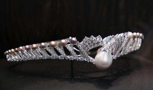 珍珠!欧洲皇室的尊贵皇冠,每一顶都美到极致,“珍珠控”的你不容错过!